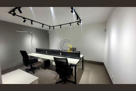 Casa à venda com 4 quartos, 230m² em Água Branca, São Paulo