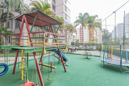 Apartamento à venda com 62m², 3 quartos e 1 vagaÁrea comum - Playground