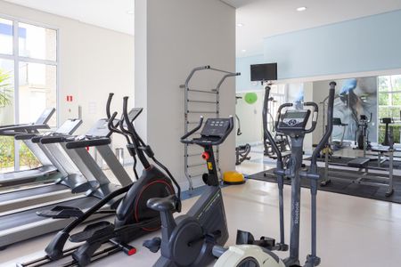 Apartamento à venda com 162m², 3 quartos e 3 vagas Apartamento à venda com 162m², 3 quartos e 3 vagasÁrea comum - Academia