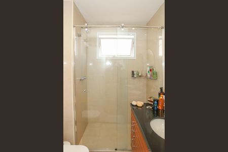 Apartamento à venda com 162m², 3 quartos e 3 vagas Apartamento à venda com 162m², 3 quartos e 3 vagasBanheiro da Suíte 1