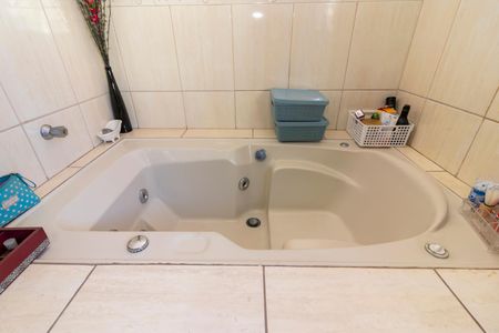Casa à venda com 183m², 7 quartos e 3 vagas Casa à venda com 183m², 7 quartos e 3 vagasBanheiro 1