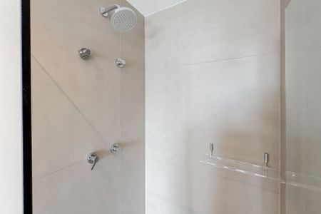 Apartamento à venda com 47m², 2 quartos e 1 vaga Apartamento à venda com 47m², 2 quartos e 1 vagaBanheiro da Suíte 1