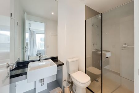 Apartamento à venda com 47m², 2 quartos e 1 vaga Apartamento à venda com 47m², 2 quartos e 1 vagaBanheiro da Suíte 2