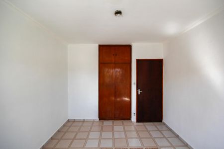 Casa à venda com 118m², 3 quartos e 2 vagas Casa à venda com 118m², 3 quartos e 2 vagasQuarto 1