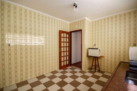 Casa à venda com 118m², 3 quartos e 2 vagas Casa à venda com 118m², 3 quartos e 2 vagasCozinha