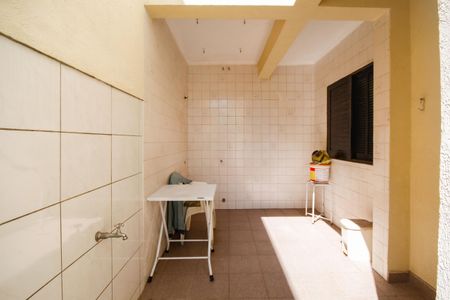 Casa à venda com 118m², 3 quartos e 2 vagas Casa à venda com 118m², 3 quartos e 2 vagasÁrea de Serviço