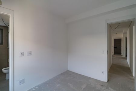 Apartamento à venda com 141m², 3 quartos e 2 vagas Apartamento à venda com 141m², 3 quartos e 2 vagasSuíte 2
