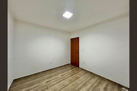 Apartamento à venda com 80m², 2 quartos e 2 vagas Apartamento à venda com 80m², 2 quartos e 2 vagasQuarto 2