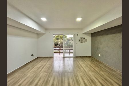 Apartamento para alugar com 80m², 2 quartos e 2 vagasSala