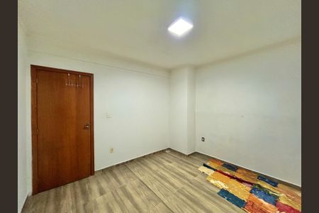Apartamento à venda com 80m², 2 quartos e 2 vagas Apartamento à venda com 80m², 2 quartos e 2 vagasQuarto 2
