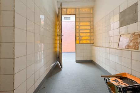 Casa à venda com 315m², 5 quartos e 1 vaga Casa à venda com 315m², 5 quartos e 1 vagaCozinha - Casa 2