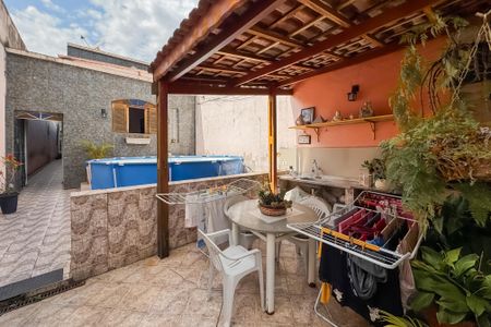 Casa à venda com 315m², 5 quartos e 1 vaga Casa à venda com 315m², 5 quartos e 1 vagaÁrea de Lazer e Churrasqueira