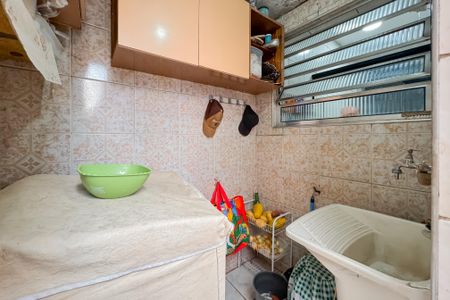 Casa à venda com 315m², 5 quartos e 1 vaga Casa à venda com 315m², 5 quartos e 1 vagaÁrea de Serviço - Casa 1