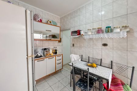Casa à venda com 315m², 5 quartos e 1 vaga Casa à venda com 315m², 5 quartos e 1 vagaCozinha - Casa 1