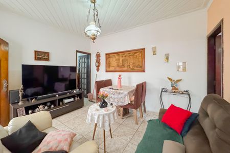 Casa à venda com 315m², 5 quartos e 1 vaga Casa à venda com 315m², 5 quartos e 1 vagaSala - Casa 1
