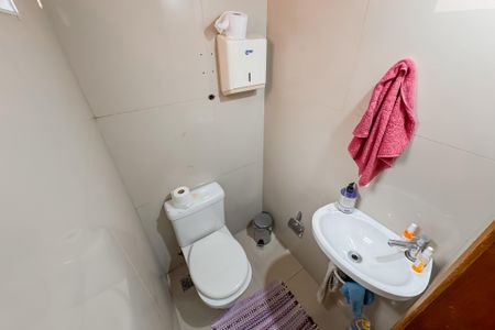 Casa à venda com 315m², 5 quartos e 1 vaga Casa à venda com 315m², 5 quartos e 1 vagaBanheiro 1 - Casa 2
