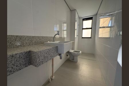 Apartamento à venda com 83m², 3 quartos e 2 vagasBanheiro
