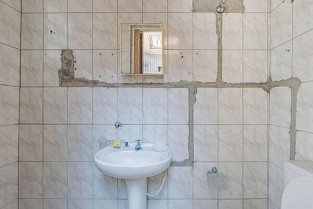 Casa à venda com 160m², 3 quartos e 2 vagasBanheiro de serviço