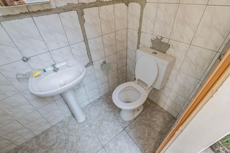 Casa à venda com 160m², 3 quartos e 2 vagasBanheiro de serviço