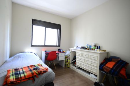 Apartamento para alugar com 120m², 3 quartos e 2 vagasQuarto 2