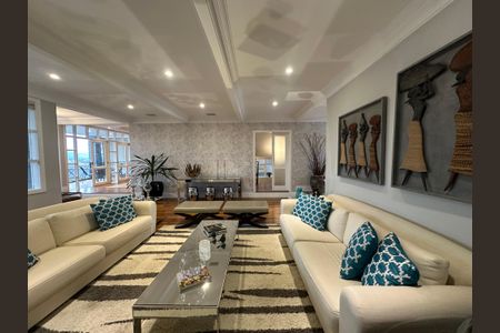Casa para alugar com 570m², 5 quartos e 2 vagas Casa para alugar com 570m², 5 quartos e 2 vagasSala