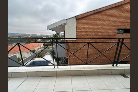 Casa para alugar com 570m², 5 quartos e 2 vagas Casa para alugar com 570m², 5 quartos e 2 vagasSacada