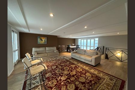 Casa para alugar com 570m², 5 quartos e 2 vagas Casa para alugar com 570m², 5 quartos e 2 vagasSala 2