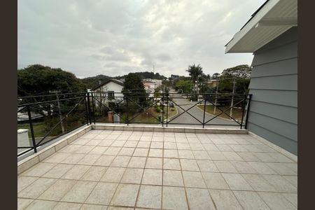 Casa para alugar com 570m², 5 quartos e 2 vagas Casa para alugar com 570m², 5 quartos e 2 vagasSacada