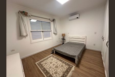 Casa para alugar com 570m², 5 quartos e 2 vagas Casa para alugar com 570m², 5 quartos e 2 vagasQuarto 1