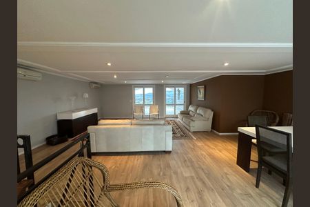 Casa para alugar com 570m², 5 quartos e 2 vagas Casa para alugar com 570m², 5 quartos e 2 vagasSala 2
