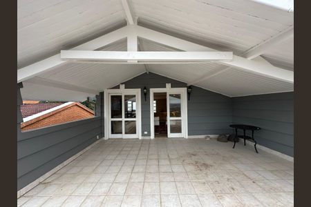 Casa para alugar com 570m², 5 quartos e 2 vagas Casa para alugar com 570m², 5 quartos e 2 vagasSacada