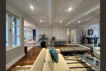 Casa para alugar com 570m², 5 quartos e 2 vagas Casa para alugar com 570m², 5 quartos e 2 vagasSala