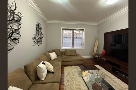 Casa para alugar com 570m², 5 quartos e 2 vagas Casa para alugar com 570m², 5 quartos e 2 vagasSala de TV