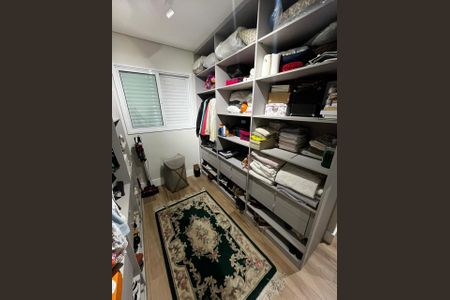 Apartamento à venda com 164m², 3 quartos e 3 vagas Apartamento à venda com 164m², 3 quartos e 3 vagasCloset