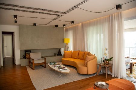 Apartamento à venda com 225m², 3 quartos e 4 vagas Apartamento à venda com 225m², 3 quartos e 4 vagasSala