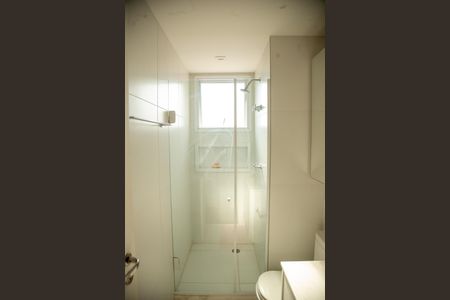 Apartamento à venda com 225m², 3 quartos e 4 vagas Apartamento à venda com 225m², 3 quartos e 4 vagasBanheiro Social