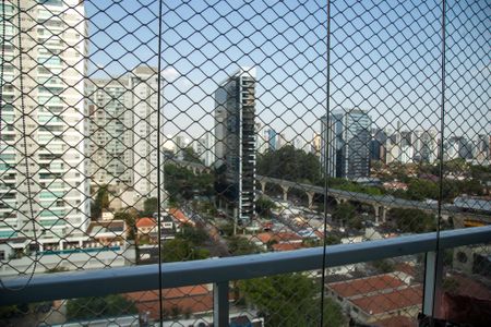 Apartamento à venda com 225m², 3 quartos e 4 vagas Apartamento à venda com 225m², 3 quartos e 4 vagasVaranda gourmet
