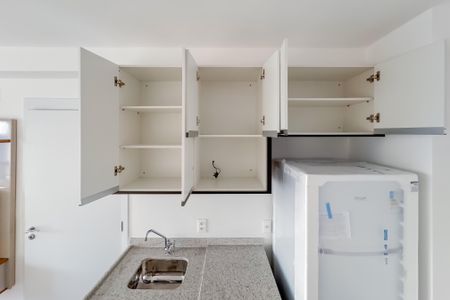 Studio à venda com 32m², 1 quarto e sem vaga Studio à venda com 32m², 1 quarto e sem vagaStudio