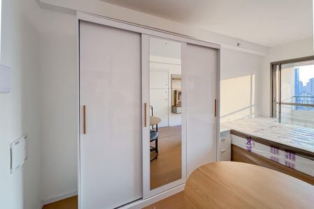 Studio à venda com 32m², 1 quarto e sem vaga Studio à venda com 32m², 1 quarto e sem vagaStudio