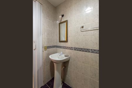 Apartamento à venda com 45m², 1 quarto e sem vaga Apartamento à venda com 45m², 1 quarto e sem vagaBanheiro Social