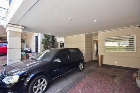 Casa de condomínio à venda com 300m², 4 quartos e 3 vagasGaragem