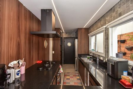 Casa de condomínio à venda com 300m², 4 quartos e 3 vagasCozinha