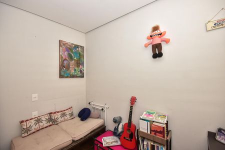 Casa de condomínio à venda com 300m², 4 quartos e 3 vagasQuarto 1