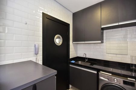 Casa de condomínio à venda com 300m², 4 quartos e 3 vagasÁrea de Serviço