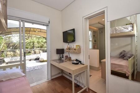 Casa de condomínio à venda com 300m², 4 quartos e 3 vagasQuarto 2