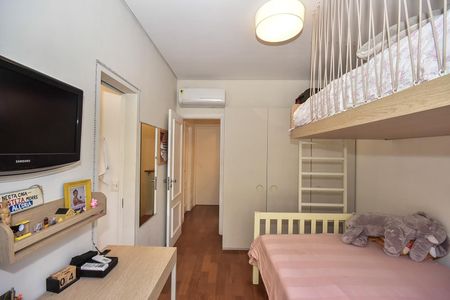 Casa de condomínio à venda com 300m², 4 quartos e 3 vagasQuarto 2