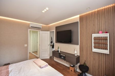 Casa de condomínio à venda com 300m², 4 quartos e 3 vagasSuíte