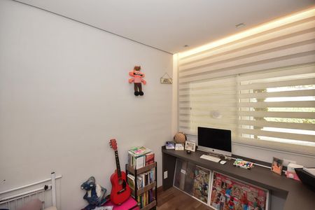 Casa de condomínio à venda com 300m², 4 quartos e 3 vagasQuarto 1