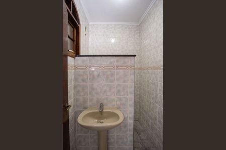 Casa à venda com 320m², 3 quartos e 2 vagasBanheiro da Suíte 1