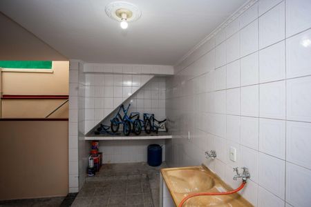 Casa à venda com 320m², 3 quartos e 2 vagasÁrea de Serviço